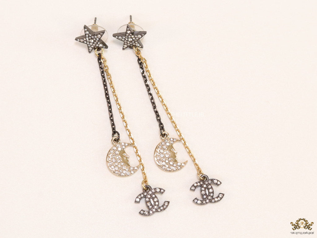 Dual chain star and moon dangles with double C motif