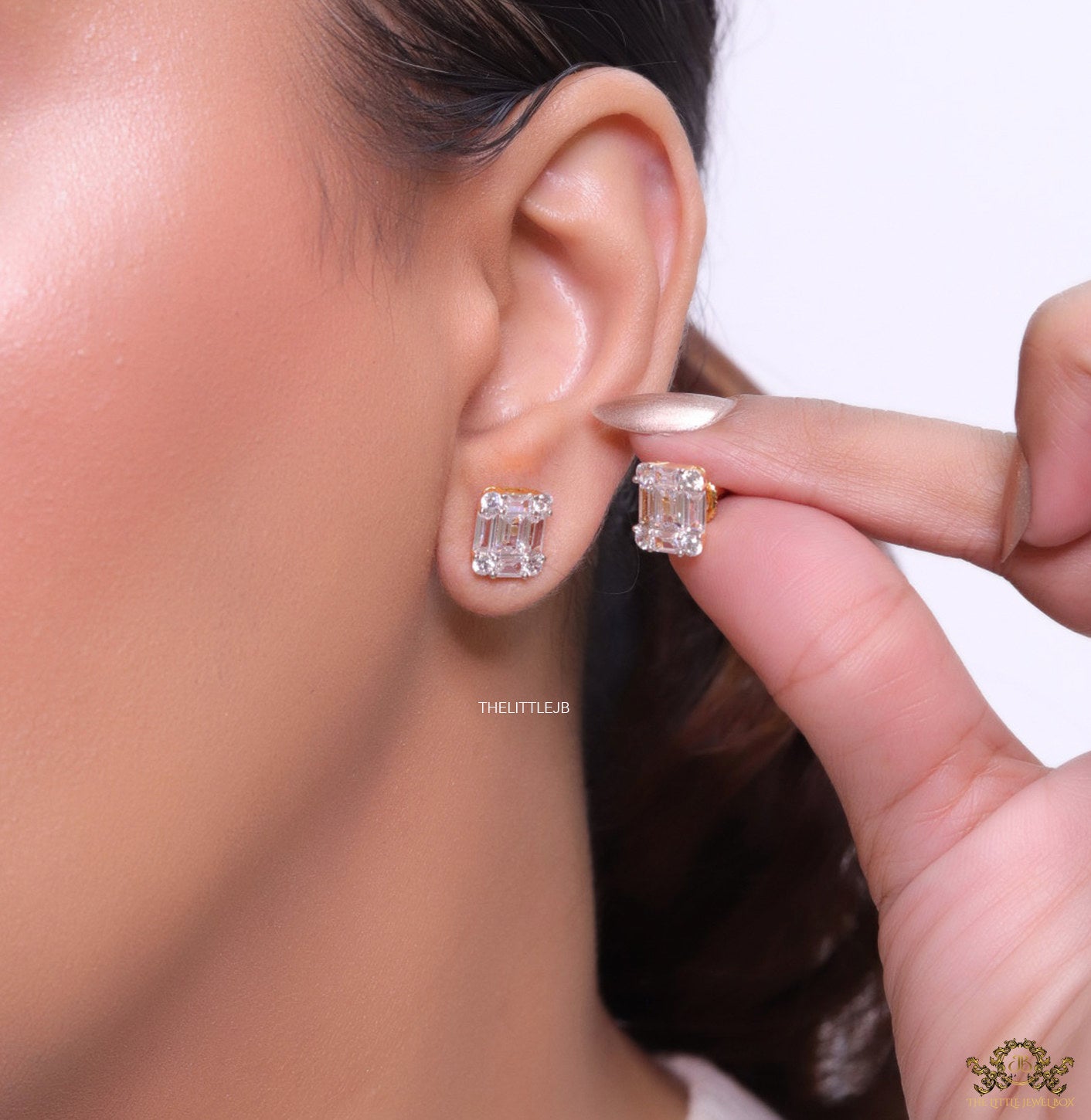 Golden cz baguette studs with cz pointers
