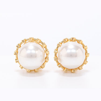 Gold leaf Pearl Studs