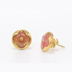 Peach clover leaf motif earing in gold plating