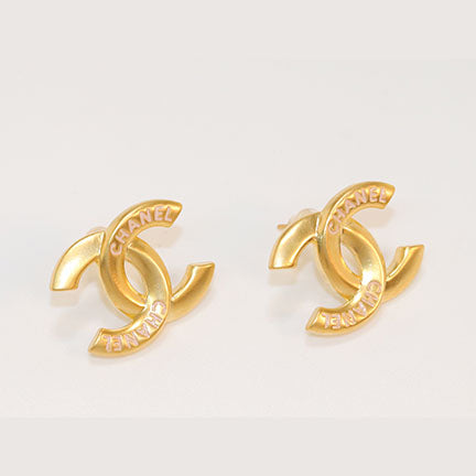 Double C engraved studs