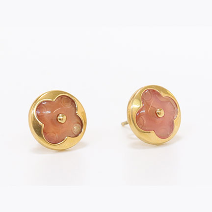 Peach clover leaf motif earing in gold plating