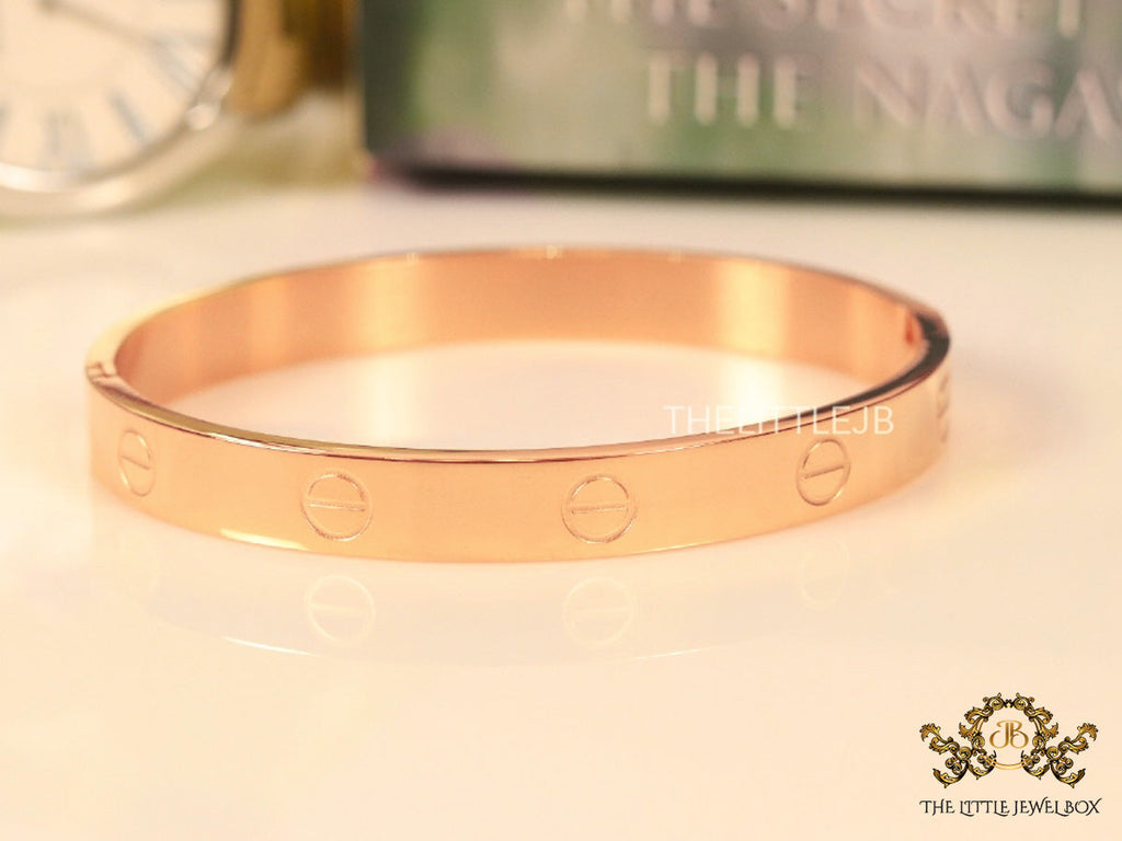 Rose Gold plated bracelet for men’s with screws