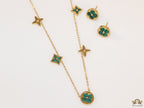 Clover necklace set in green malachite and gold plating